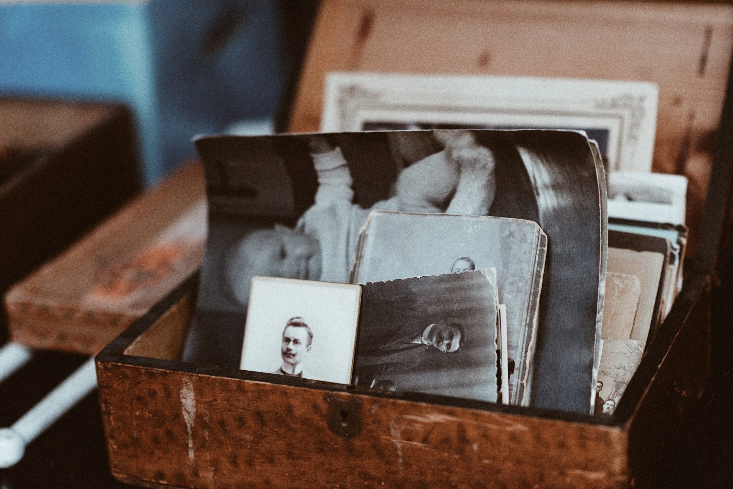 box of pictures